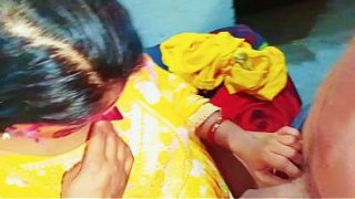 Bokep India: Bhabhi Mesum Ngentot Posisi Sendok, Puki Ketat Erang-erangan Dalam Bahasa Hindi