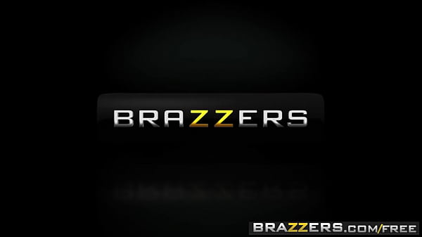 Brazzers Exxtra – (casey Calvert) – Metal Rear Solid: Pantat Baja Dihantam Kontol Hantu