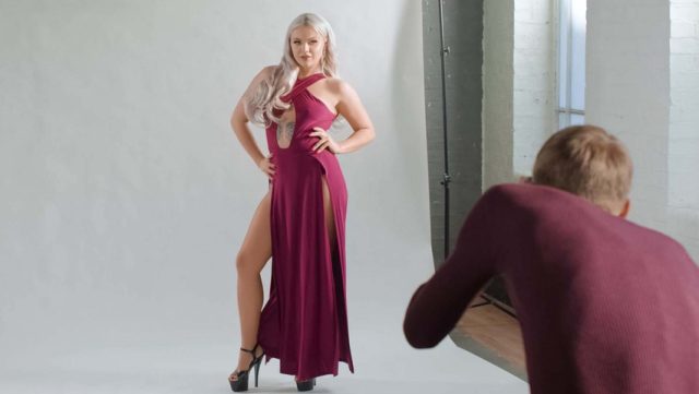 Brazzers – Cewek Top Model Lagi Sange, Siap Digoyang