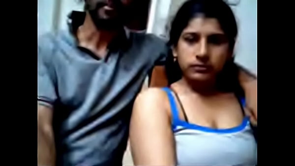 Desi Pasangan Suka Pamer Bugil Di Webcam Buat Sensasi Hot
