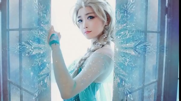 Elsa, Gadis Asia Remaja Yang Menggoda Dengan Aura Dingin Yang Memikat