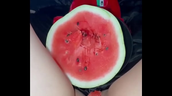 Gadis Muslim Cabul Dan Mesum Kecanduan Coli Pakai Makanan—kompilasi Fetish Aneh Dan Pornografi Keras Ala Snow White Arab.
