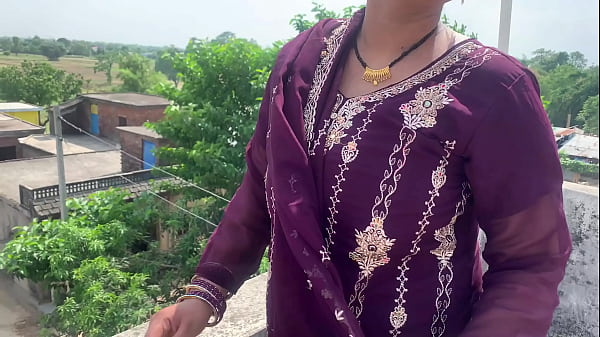 Bhojpuri Desi Bhabhi Kasam Se, Gili Chut Aur Pure Badan Ka Maza Diya Hindi Audio Mein