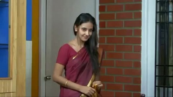 Desi Cewek India Bikin Ngilu, Siap Bikin Lo Tegang