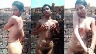 Cewek India Bugil Mandi Di Tempat Umum, Bikin Makin Ngeloyor