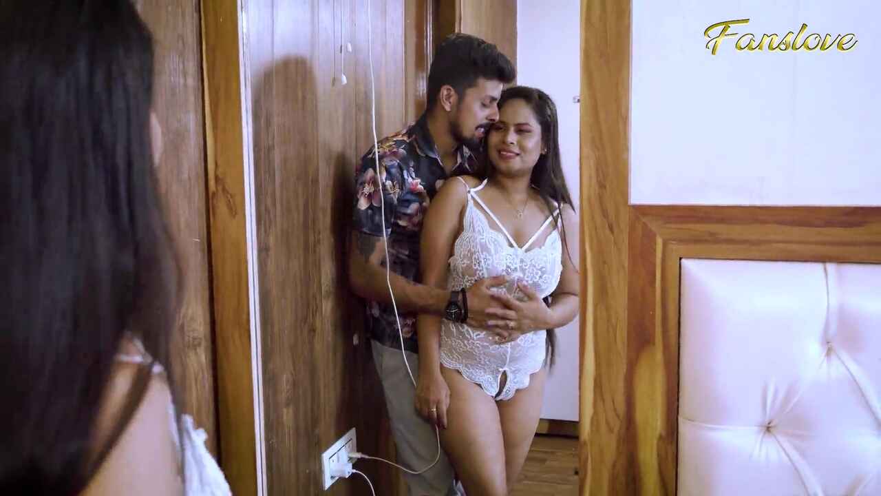 Istri Nafsuan Nggak Sabar Digarap, Video Xxx Hindi Desi Fanslove 2024