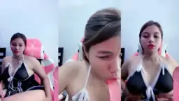 Marimar Kimmy Colok Mangga Goyang Live, Bikin Basah Lihatnya.