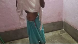 Desi Cewek Super Seksi Jilat Batang Gede