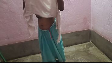 Desi Cewek Super Seksi Jilat Batang Gede
