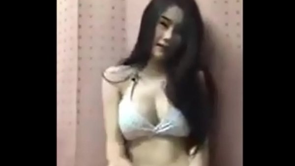 Asiática Goyang Panas Di Live Stream Fb, Bikin Ngaceng