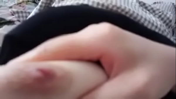 Cewek China Colong-colong Foto Sendiri, Sange Banget