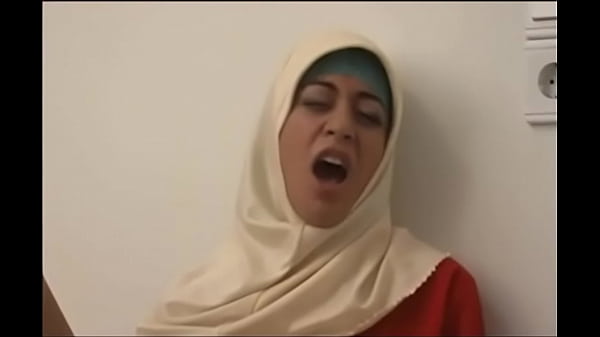 1101689 Cewek Arab Jilbab, Bikin Ngaceng Pengen Lihat Lebih Dalam