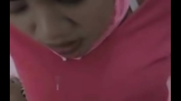 Hijab Ngewe Panas, Bikin Ngilu