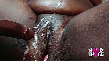 Dua Kontol Besar Ngecrot Habis Tante Gendut Hitam Afrika Mereka