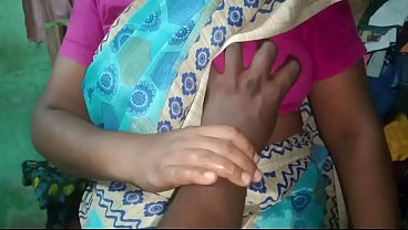 Ibu Rumah Tangga India Priyanka, Siap Melayani Dengan Segala Kenikmatan Di Rumah.