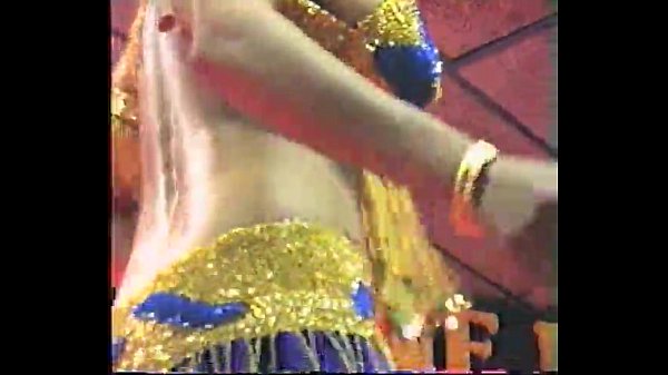 Goyangin Bokong India Bikin Pengen Colok