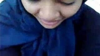 Hot Dhaka Cewek Ngejilat Kontol Pacar Di Mms Bangladesh