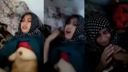 Jilbab Ibu Guru Dibuka, Digilas Murid Di Kelas Sampai Njerit