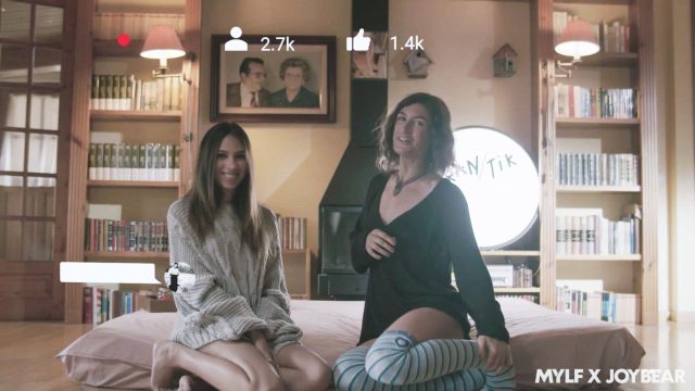 Joybear – Baby Nicols, Julia Roca Ngewe Manis Banget, Enak Sampai Ngos-ngosan