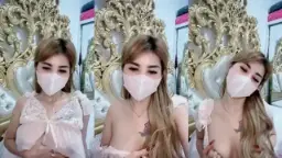 Mamih Gemesh Pake Baju Tembus Pandang, Remes-remes Tetek Sampe Muncrat.