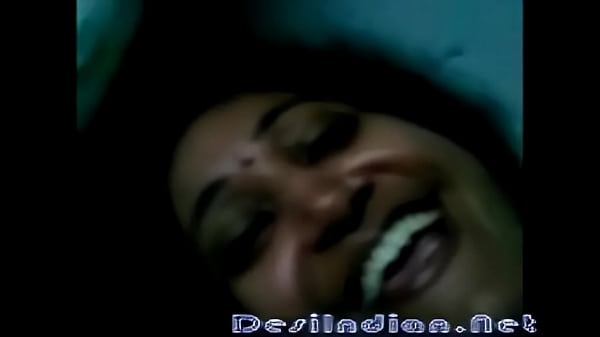 Desi Cute Teluguaunty Jadi Bikin Ngilu, Goyangannya Bikin Meleleh