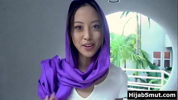 Gadis Muslim Remaja Sange Terus Kepikiran Ngentot
