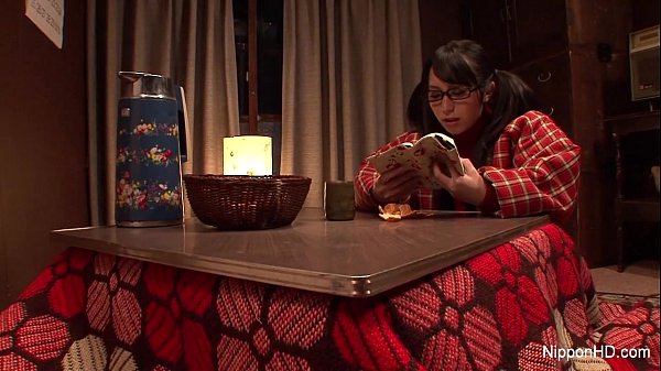 Gadis Jepang Nakal Mainin Diri Sendiri