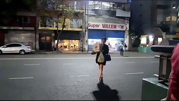 Di Tengah Pandemi Dan Gegeran Rock And Roll, Pas Karantina Total, Nyokap Temenku Ke Supermarket Dan Dapet Dua Jenis Siapa Aja Yang Siap Digebuk.