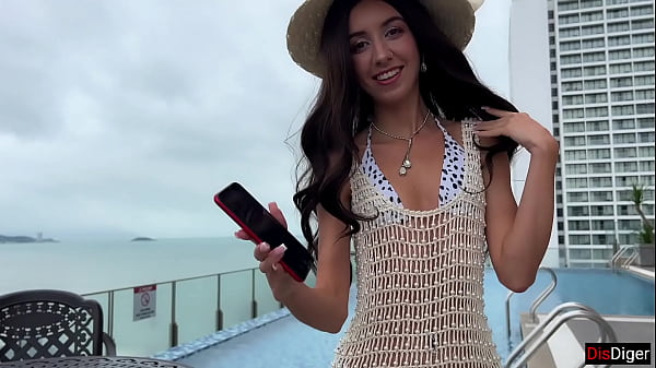 Gorgeous Spanish Blanca Pengen Coba Kontol Putih Rusia Pas Liburan, Bikin Makin Basah.