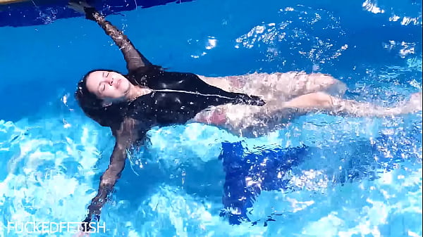 Body Jessica Bunny Basah Kuyup Di Kolam, Siap Digoyang