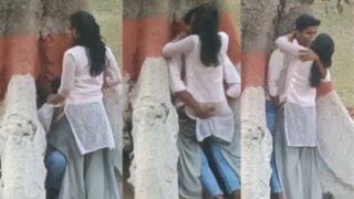 Pasangan Mahasiswa Ngewe Liar Di Bawah Pohon Rindang, Basah Kuyup Nikmatin Sensasi Alam Bebas