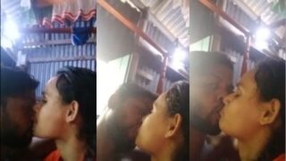 Tonton Video Desi Panas, Cowok Dhaka Remas Dan Cium Payudara Sambil Ngewek.