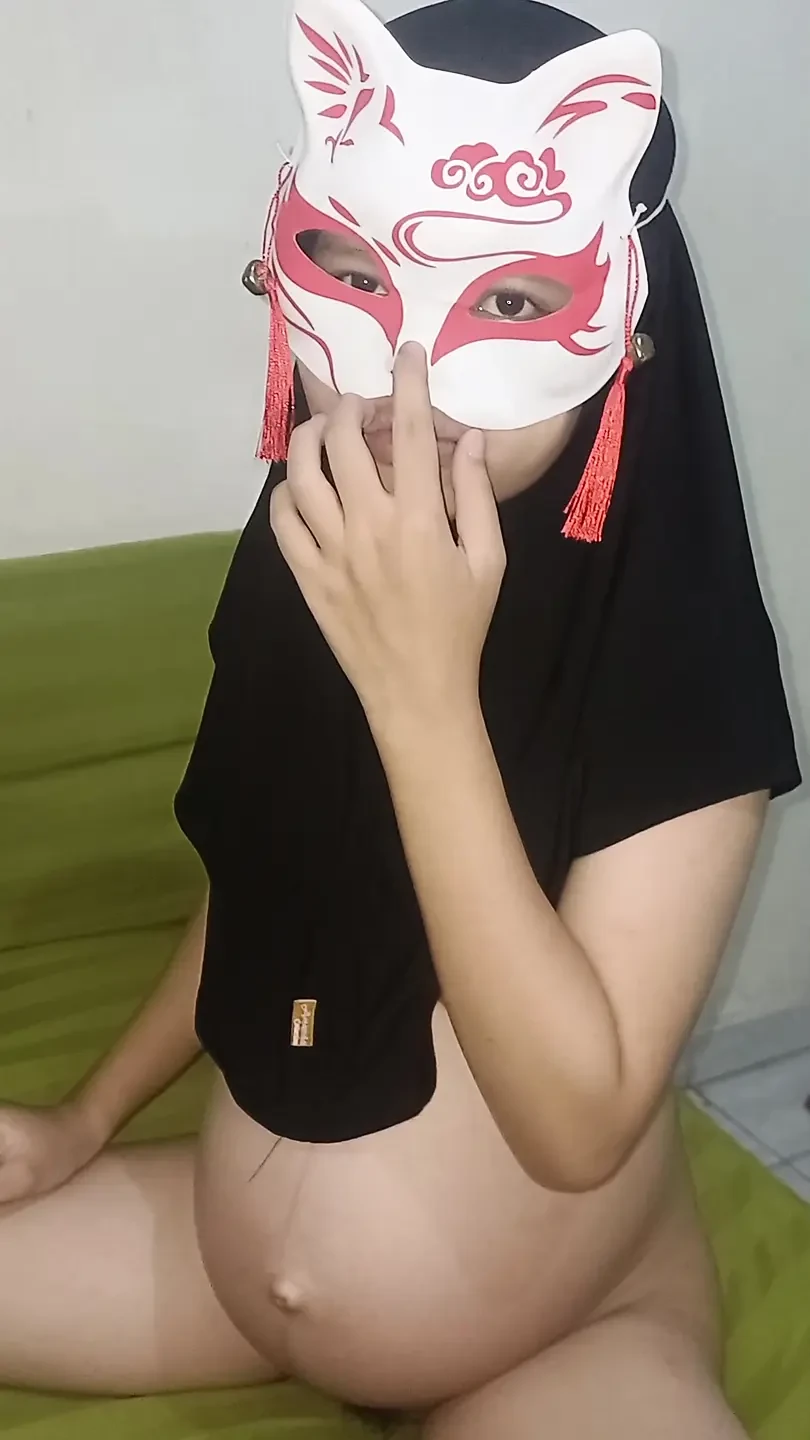 Very Hyper Naughty Hijab Girl