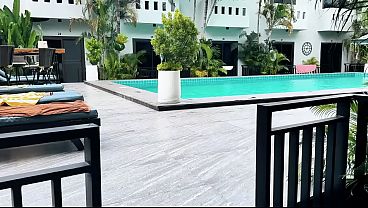 Ngentot Bareng Cewek Thailand Perawan, Mulus, Minta Diisi Sampai Tumpah