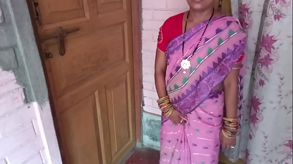 Sasuma Ghar Aayi Toh Ise Patake Jor Se Choda, Desi Hindi Chudai Ka Maza.