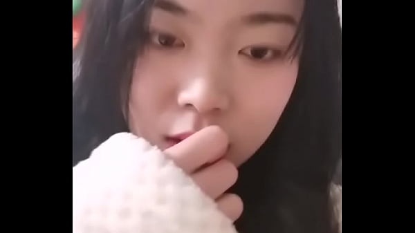 Gadis Cina Yang Bikin Ngilu, Siap Digoda Habis-habisan.