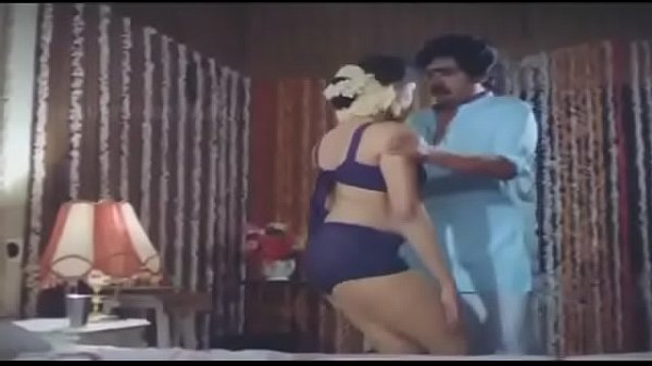 Wanita India Siap Dimainin, Badan Montok, Bibir Merah, Siap Digoyang Malam Ini.