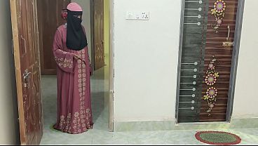 Aku Ngewe Step-sis Gara-gara Dia Main Game Terus.