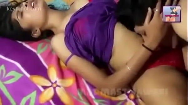 Desi Cewek India, Siap Digoyang